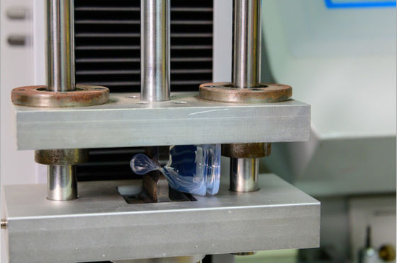 Pertama yang penting botol bayi silikon puting, aliran lambat