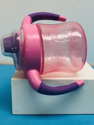 Non Spill Double Handle 6 Bulan 6 Ounce Girls Sippy Cup